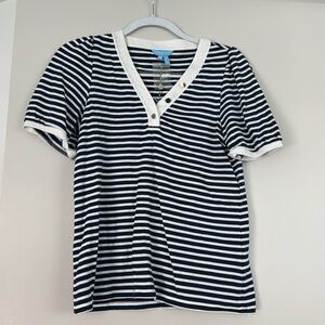 Brand New with Tags Adorable Draper James Stripe V-Neck, Size XS